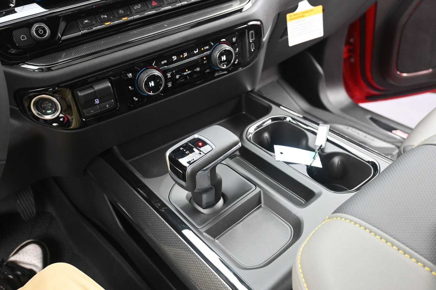 2026 Chevrolet Silverado 1500 ZR2 - Photo 33