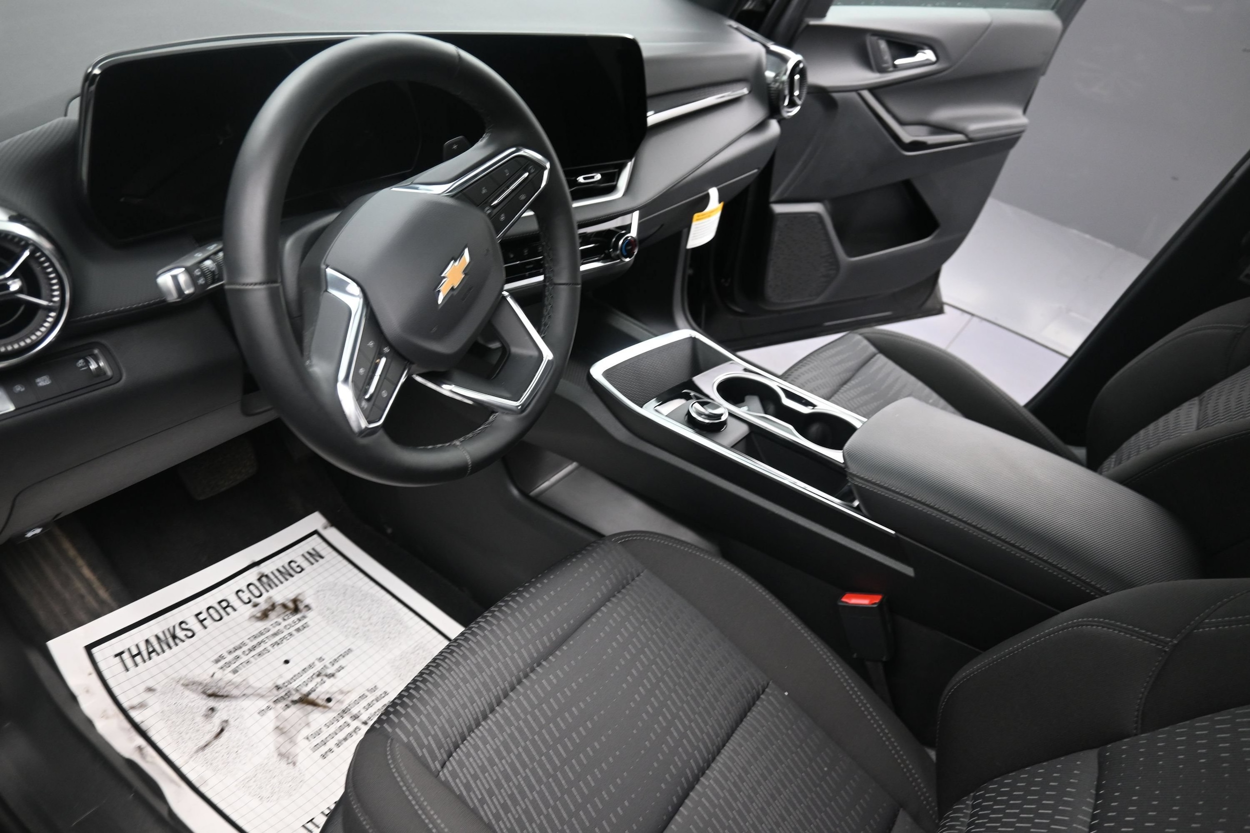 2026 Chevrolet Equinox LT - Photo 18