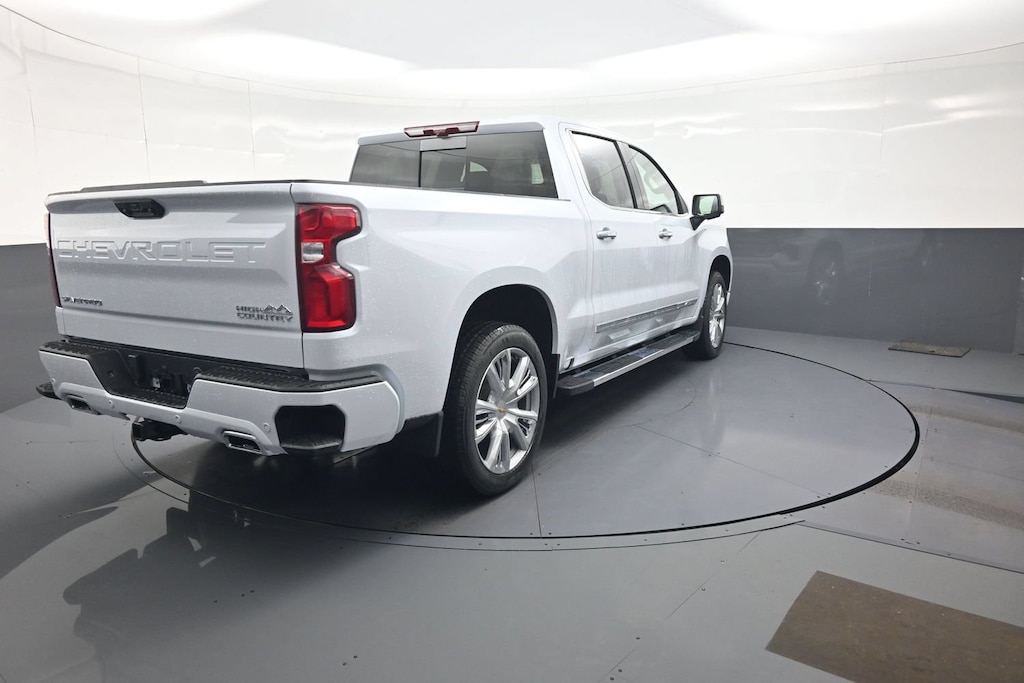 New 2026 Chevrolet Silverado 1500 High Country Truck