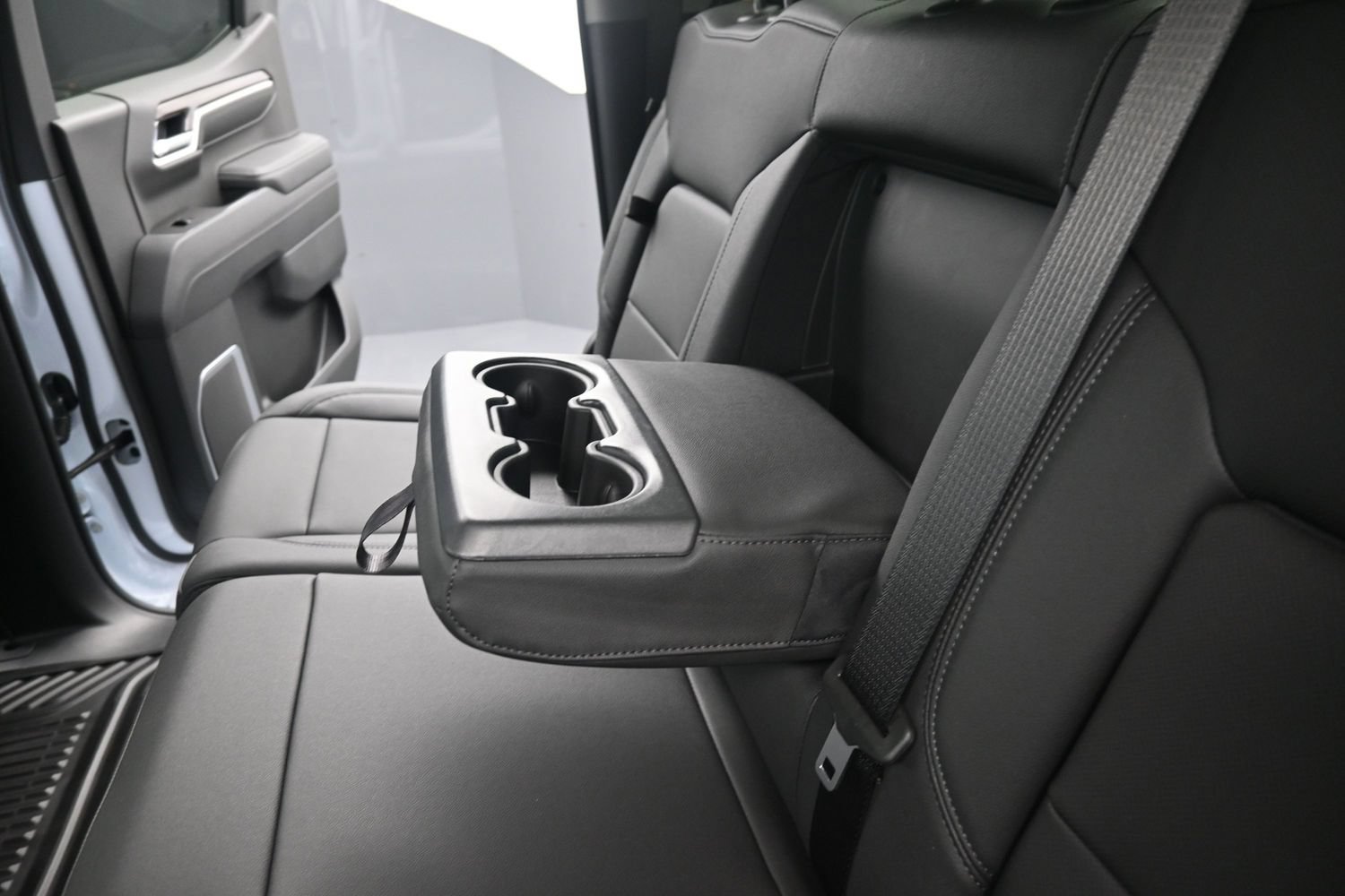 2026 Chevrolet Silverado 1500 LTZ - Photo 32