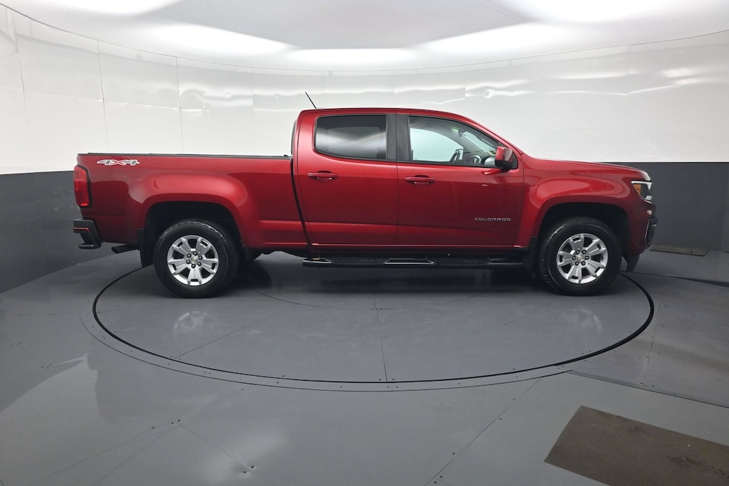 Used 2021 Chevrolet Colorado 4WD LT Truck