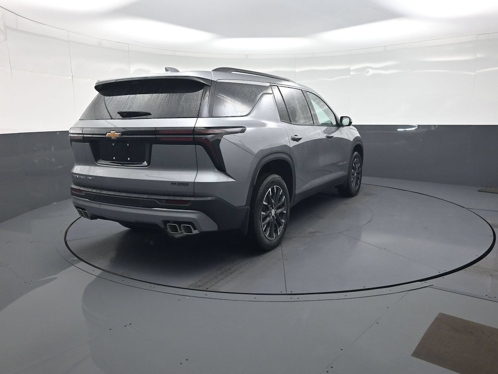 New 2026 Chevrolet Traverse LT SUV