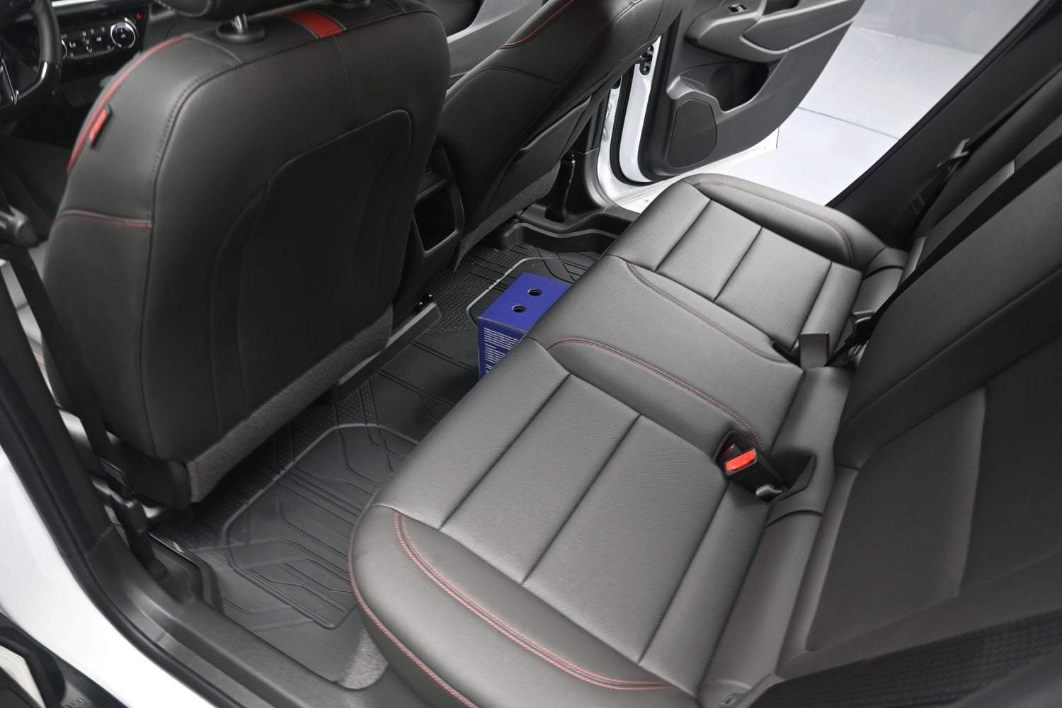 2026 Chevrolet Trax RS - Photo 35