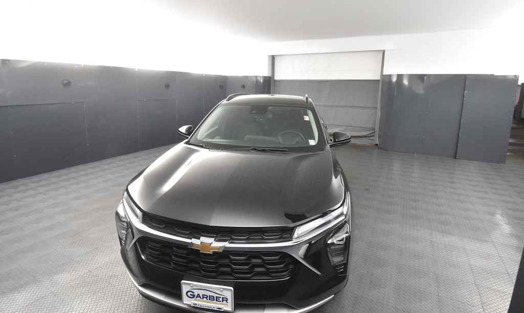 New 2025 Chevrolet Trax LT SUV