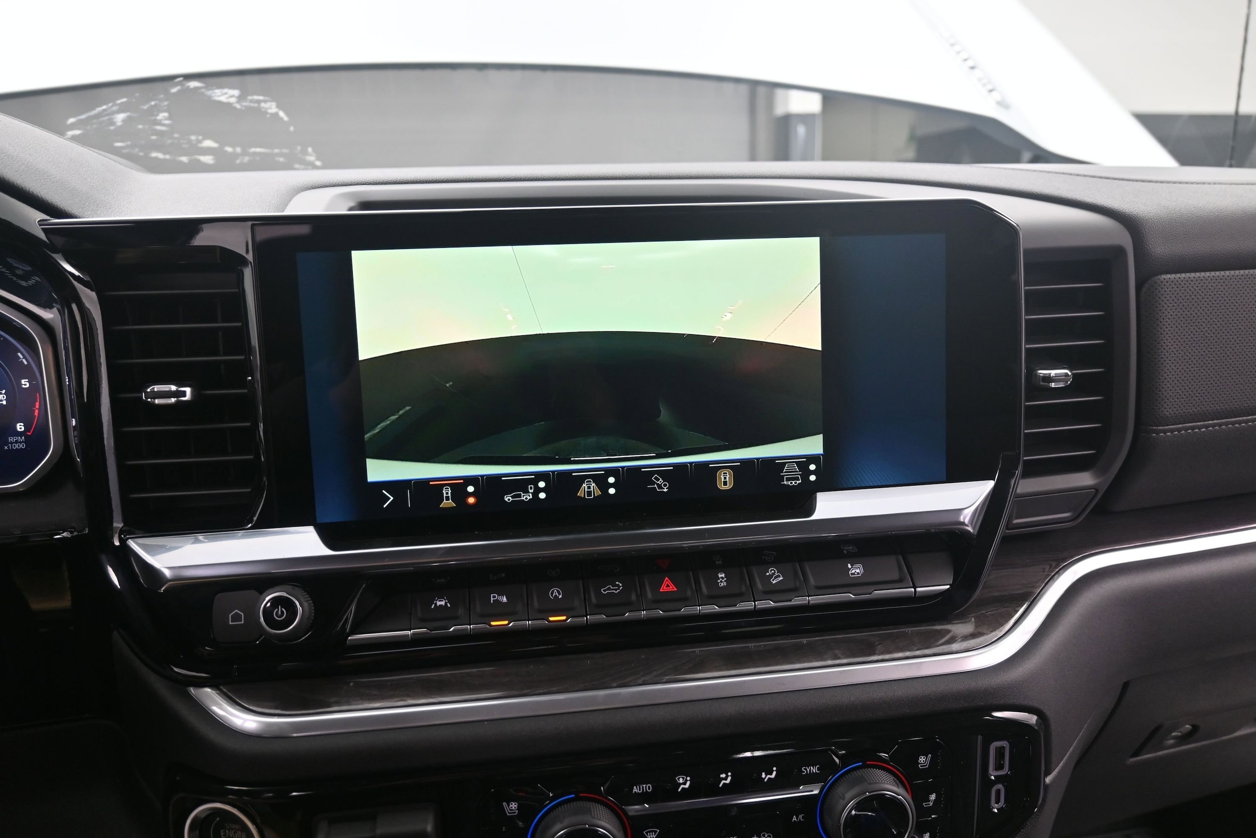 2026 Chevrolet Silverado 1500 LTZ - Photo 26