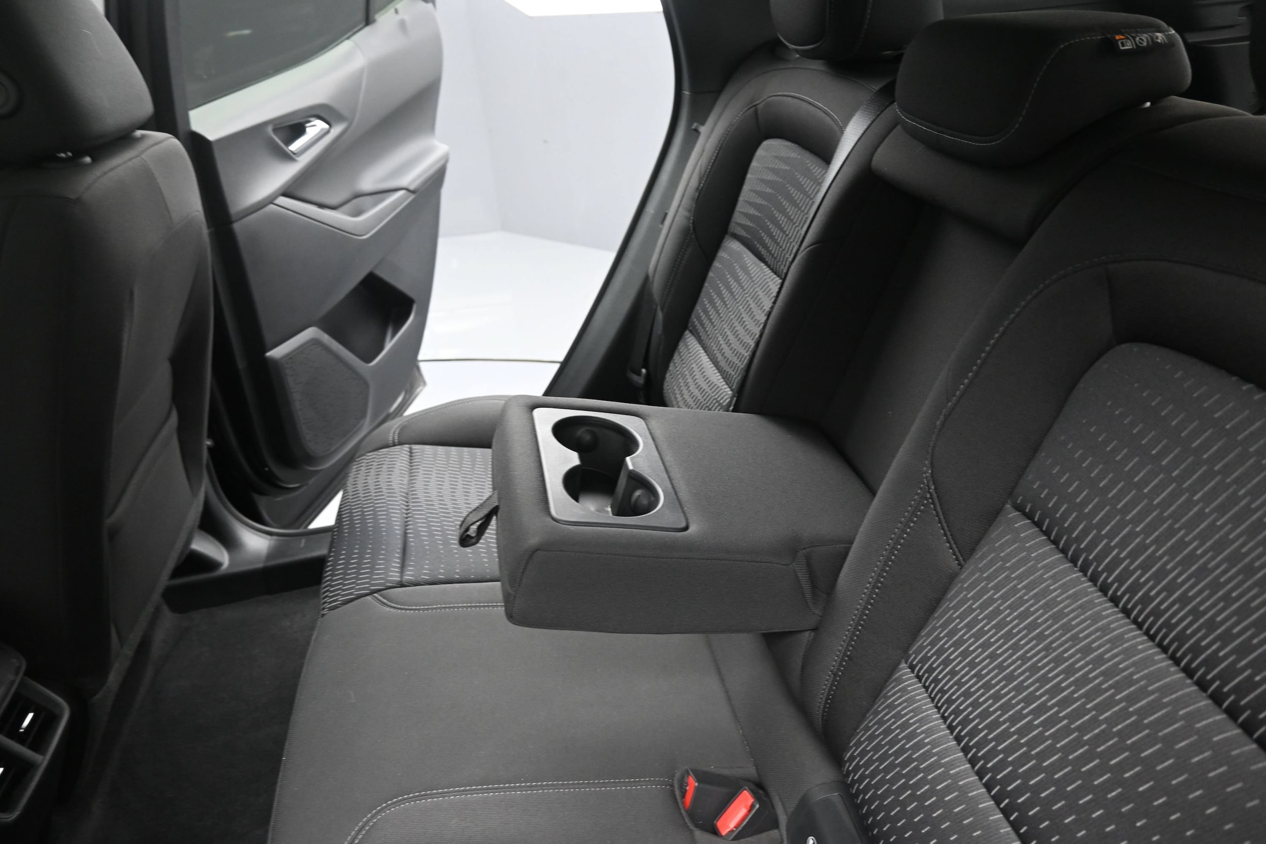 2026 Chevrolet Equinox LT - Photo 36
