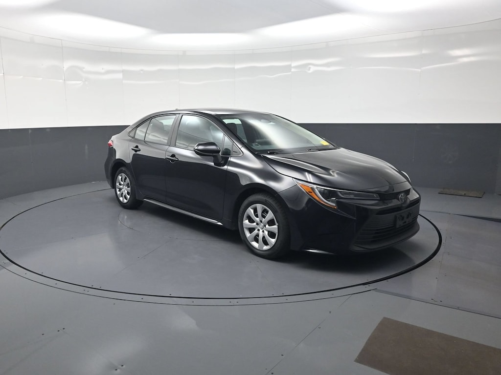 Used 2023 Toyota Corolla LE