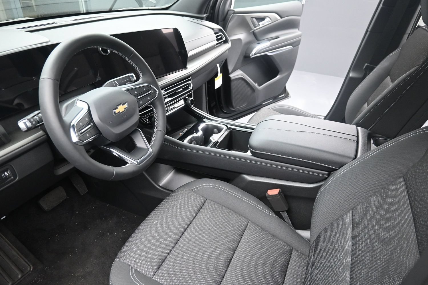 2026 Chevrolet Traverse LT - Photo 19