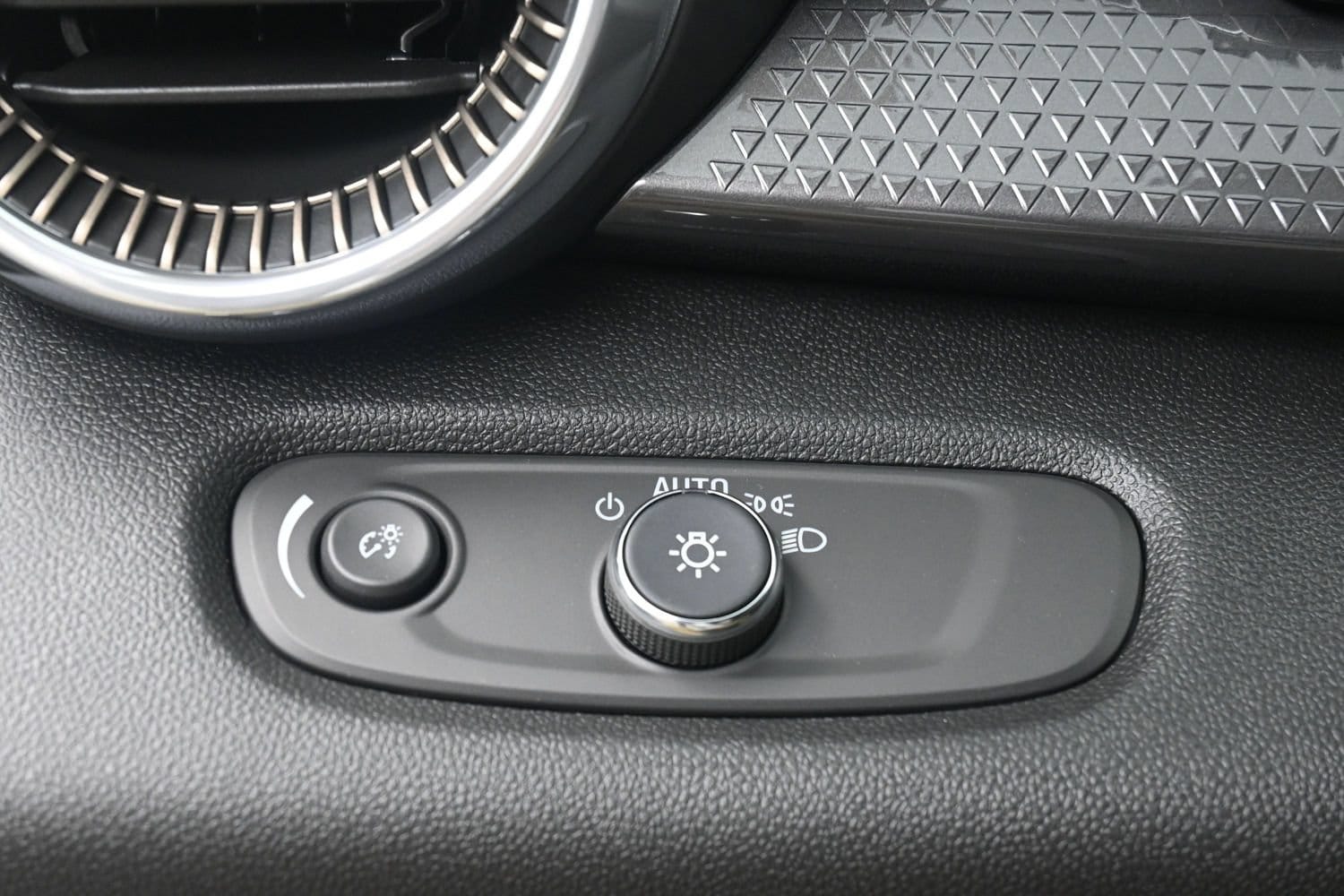 2026 Chevrolet Trax Activ - Photo 20