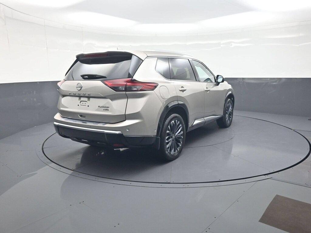 Used 2024 Nissan Rogue Platinum Intelligent AWD SUV