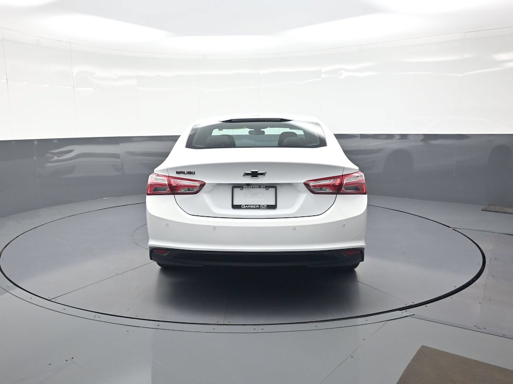 Used 2022 Chevrolet Malibu LT Car