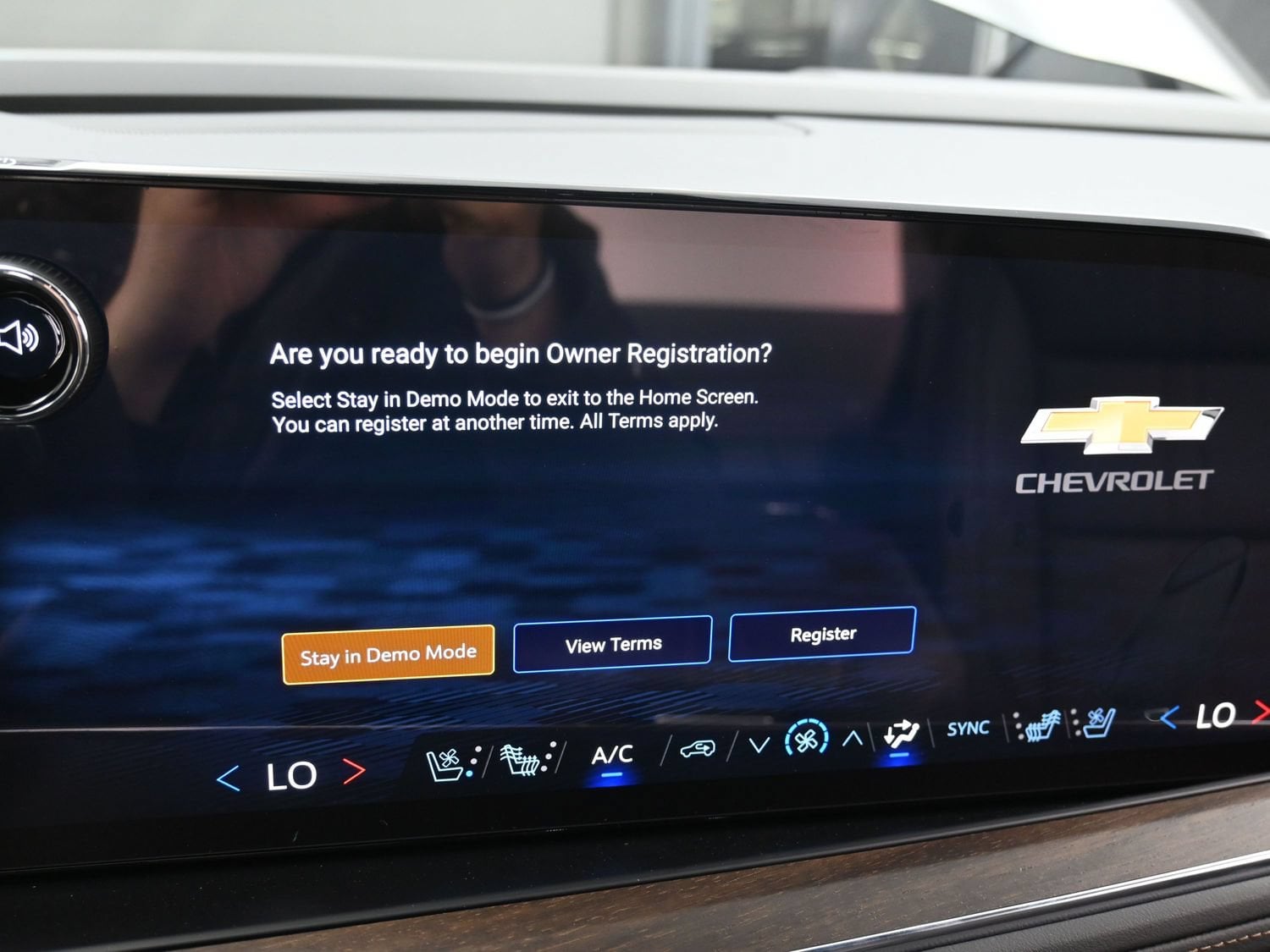 2026 Chevrolet Suburban High Country - Photo 23