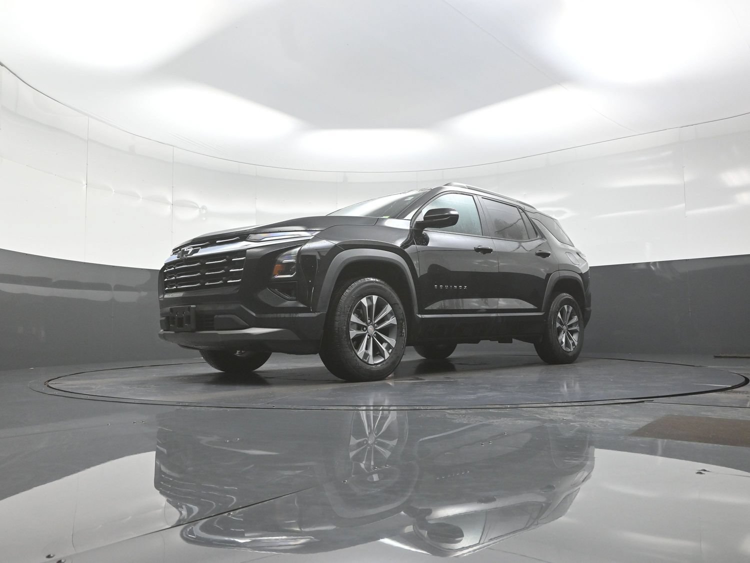 2026 Chevrolet Equinox LT - Photo 11