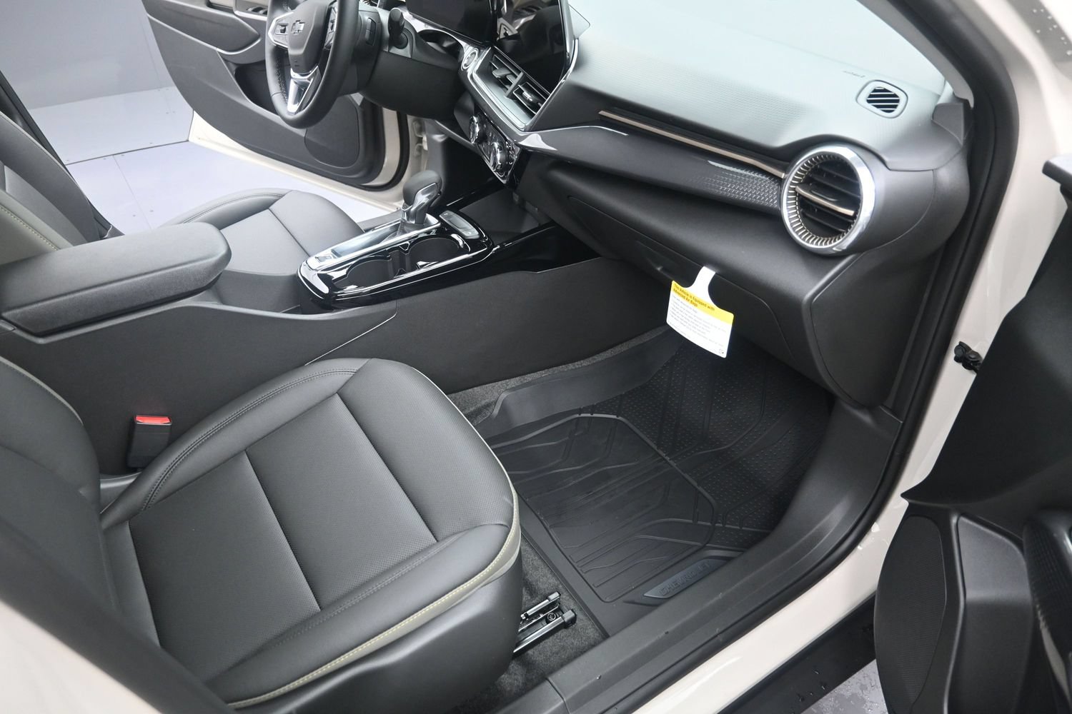 2026 Chevrolet Trax Activ - Photo 39