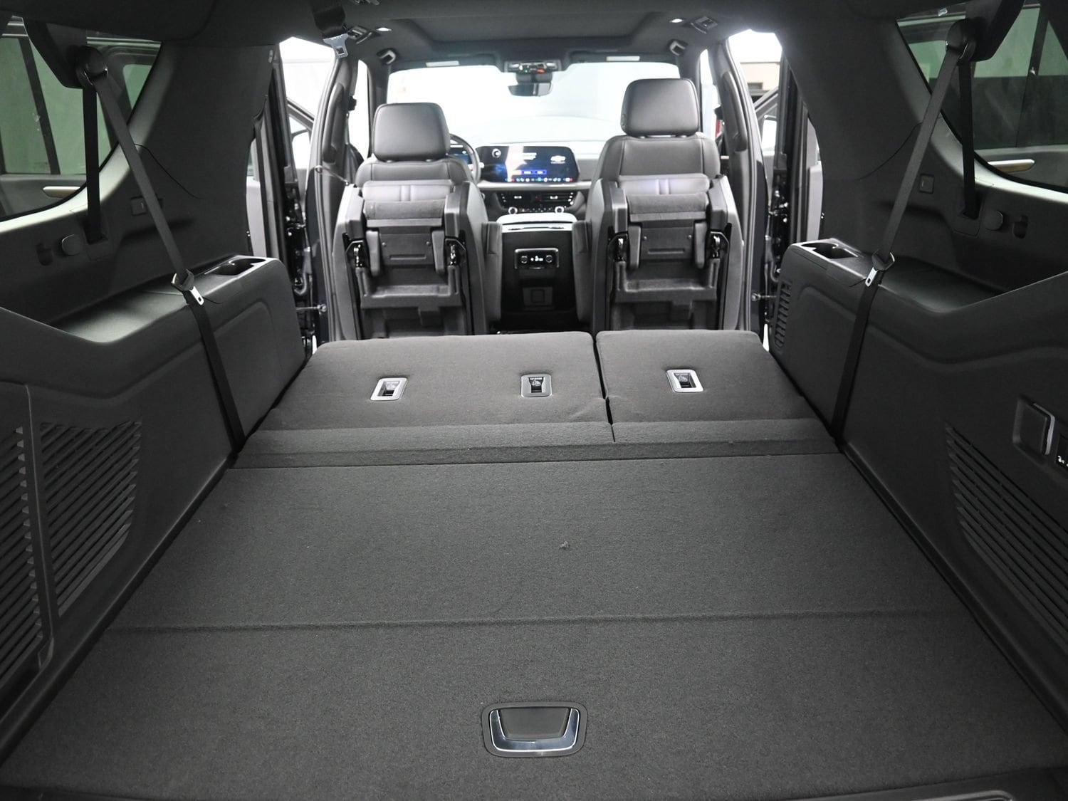 2026 Chevrolet Suburban High Country - Photo 31
