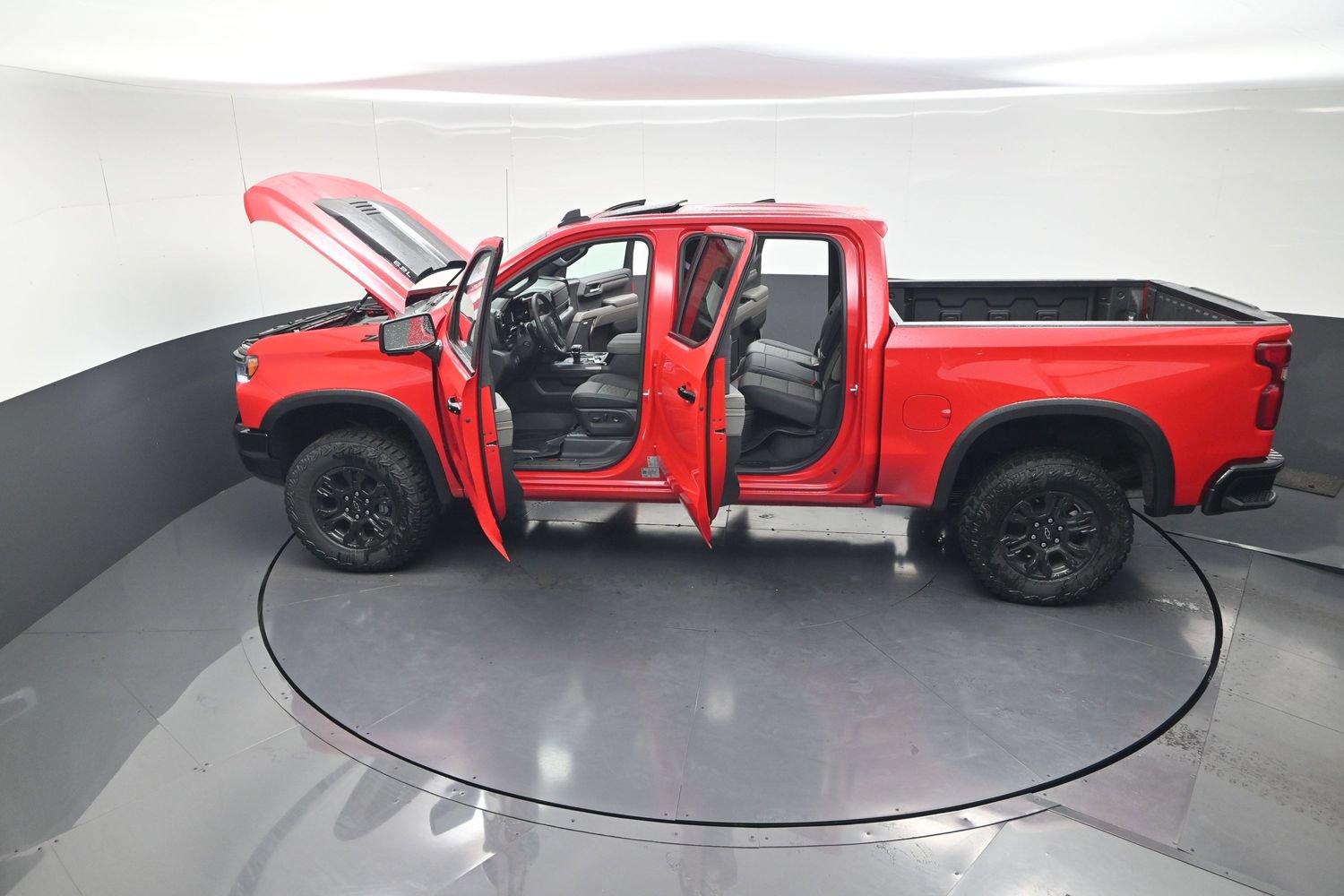 2026 Chevrolet Silverado 1500 ZR2 - Photo 15