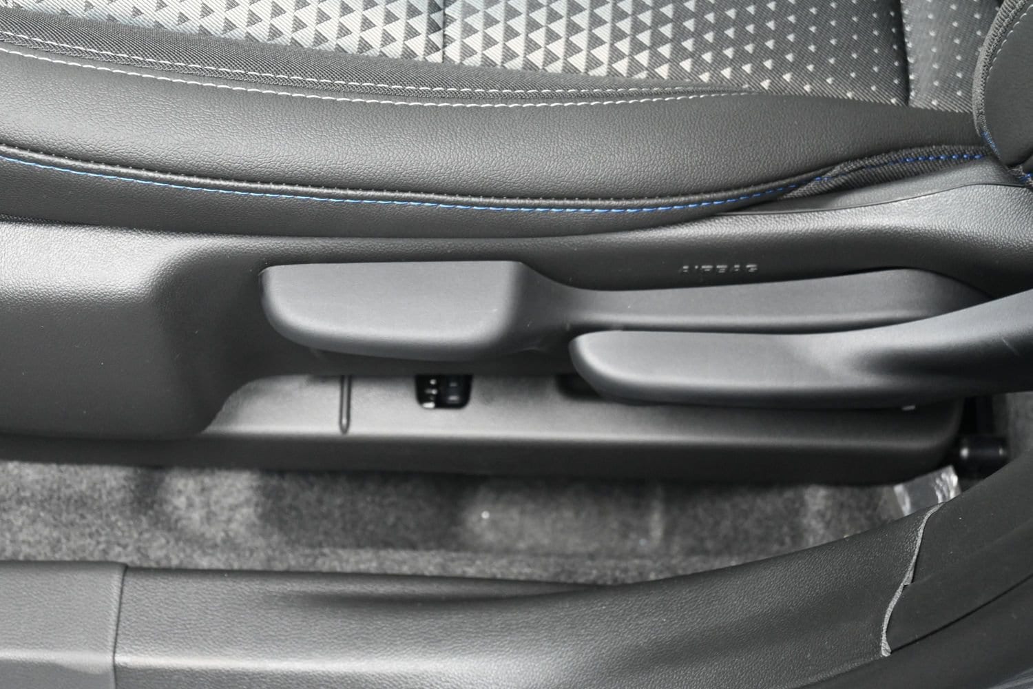 2026 Chevrolet Trax LT - Photo 16