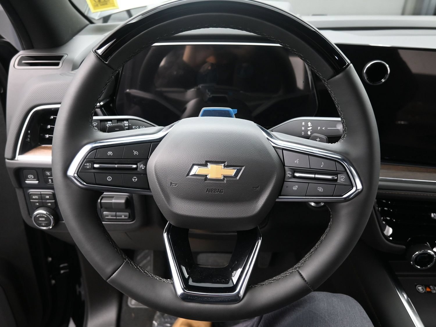 2026 Chevrolet Suburban High Country - Photo 19