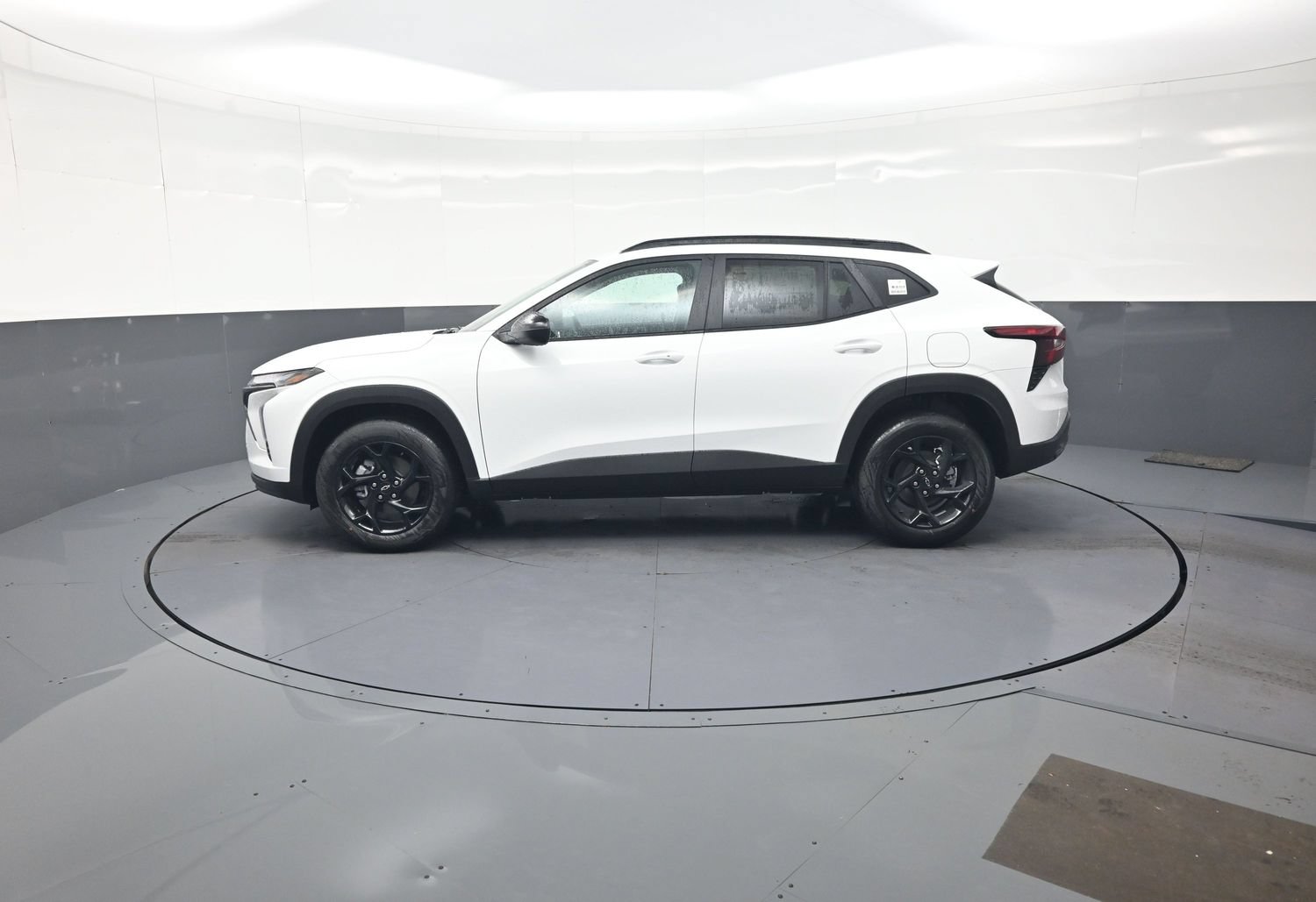 2026 Chevrolet Trax LT - Photo 6