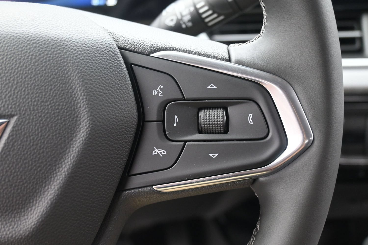 2026 Chevrolet Trax LT - Photo 21