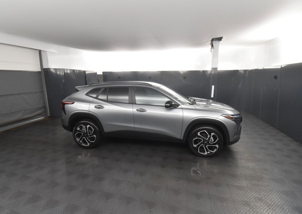 New 2025 Chevrolet Trax 2RS SUV