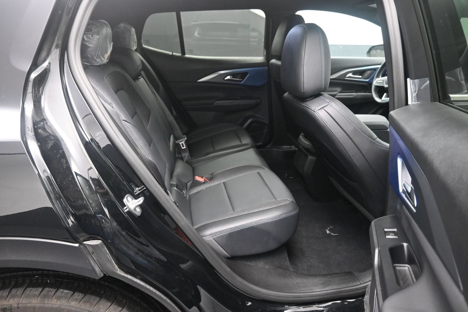 2026 Chevrolet Equinox EV 2LT - Photo 15