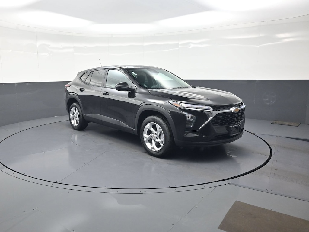 New 2026 Chevrolet Trax LS SUV