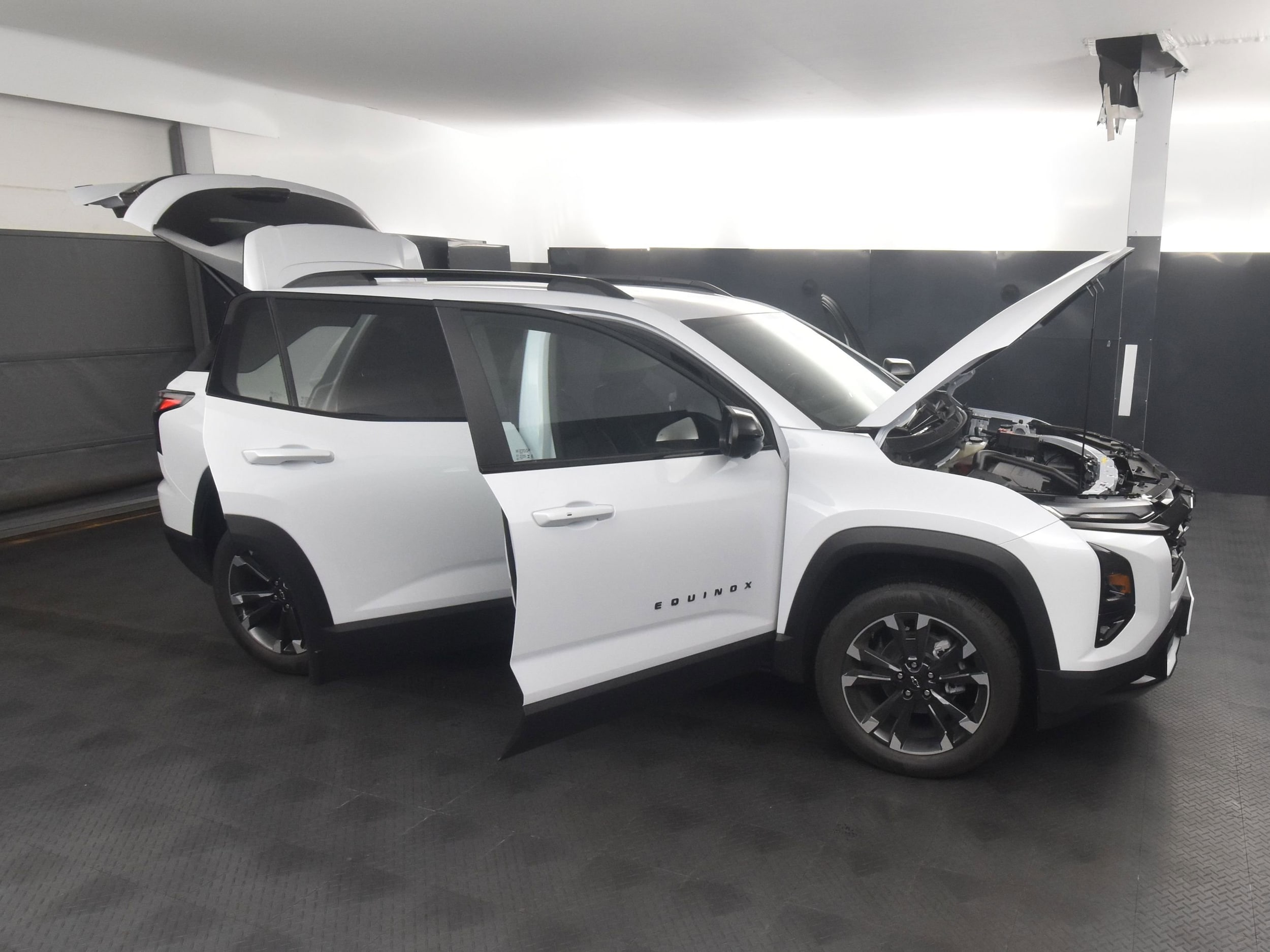 2026 Chevrolet Equinox RS - Photo 35