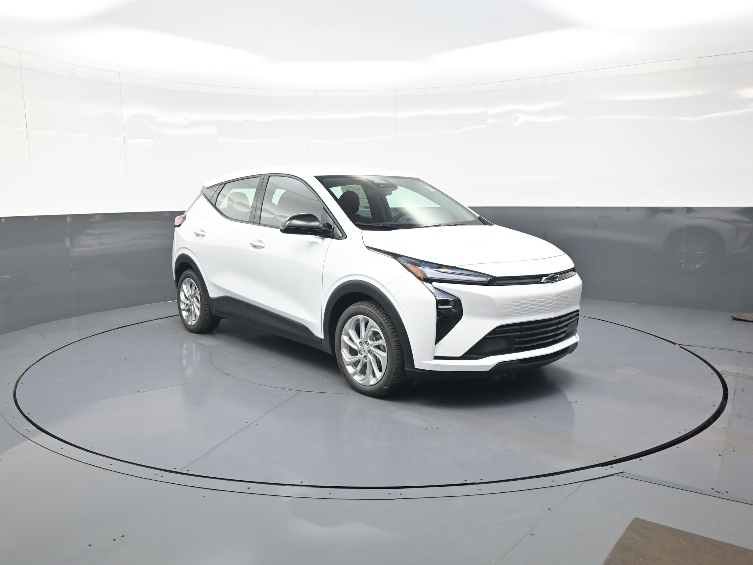 2027 Chevrolet Bolt EV LT Auto's photo