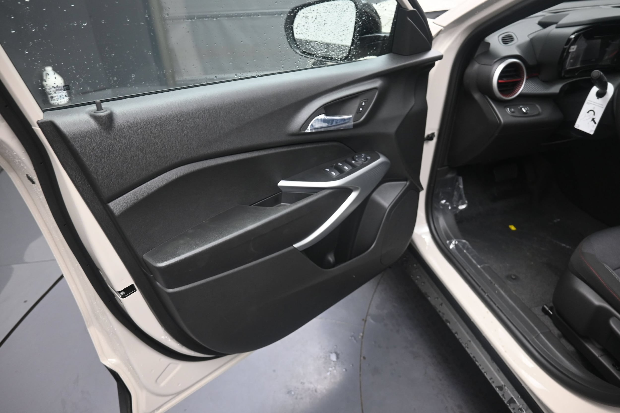 2026 Chevrolet Trax RS - Photo 15
