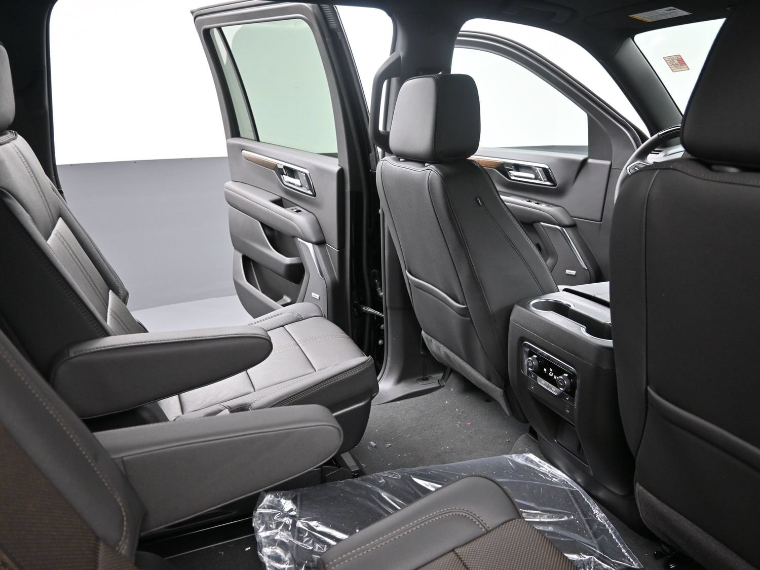2026 Chevrolet Suburban High Country - Photo 38