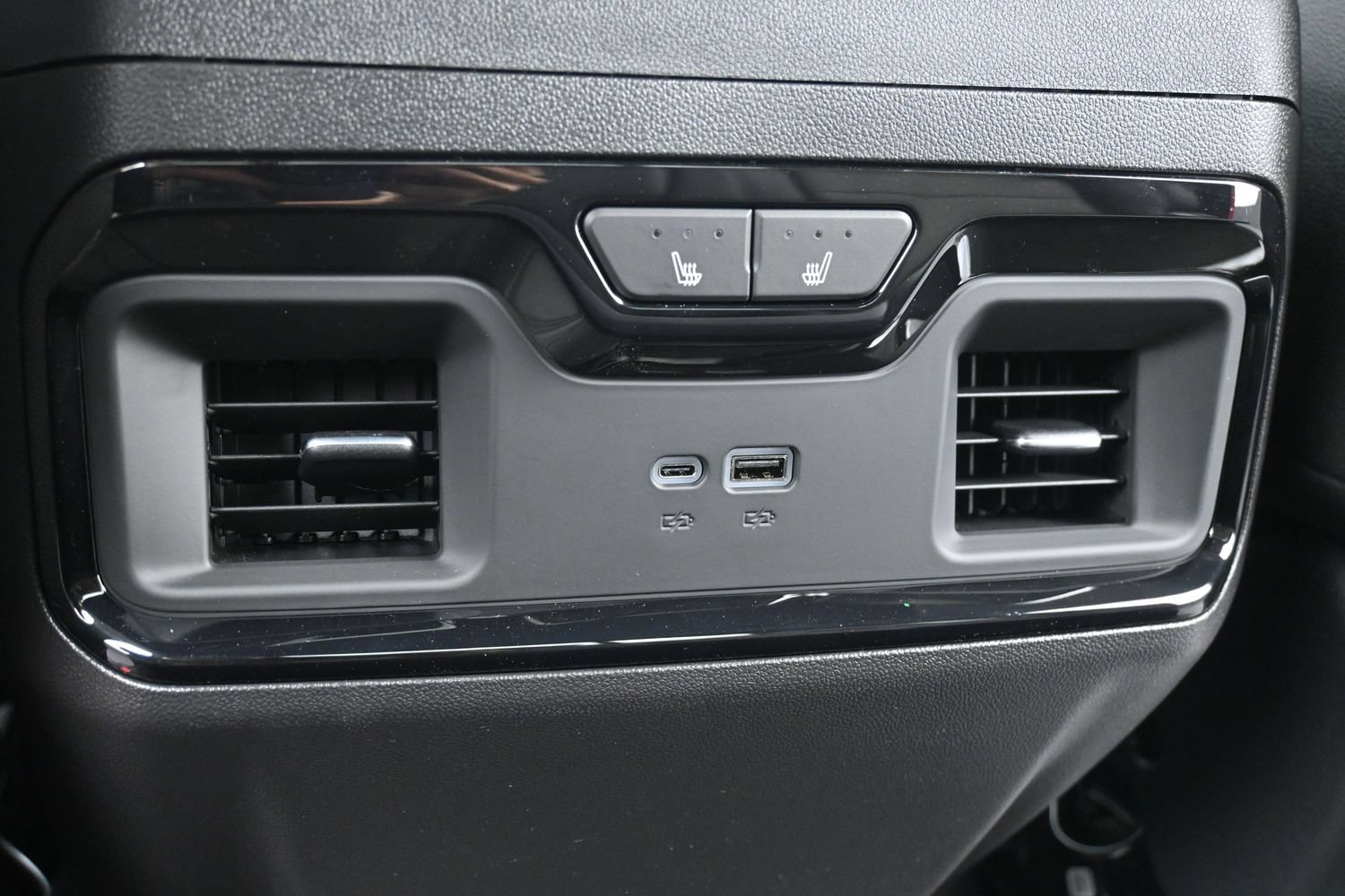 2026 Chevrolet Silverado 1500 ZR2 - Photo 39