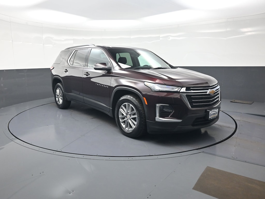 Used 2023 Chevrolet Traverse LT Cloth SUV
