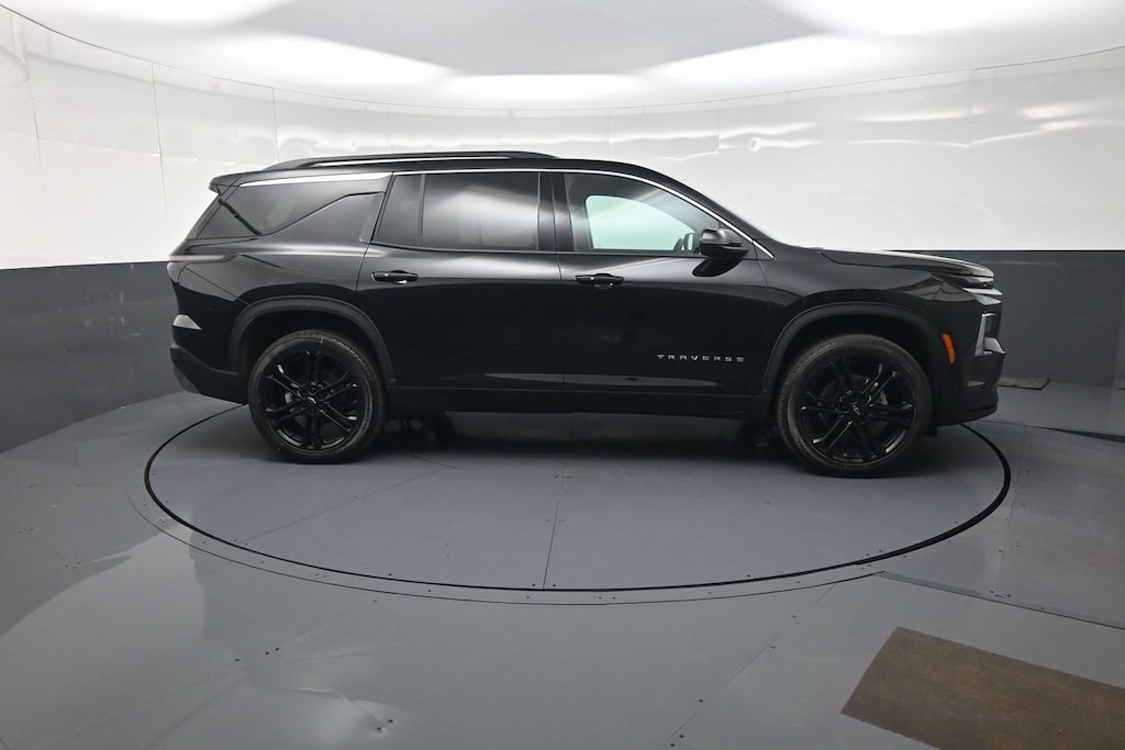 New 2026 Chevrolet Traverse LT SUV