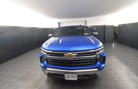 2025 Chevrolet Silverado 1500 LT (2FL) Truck