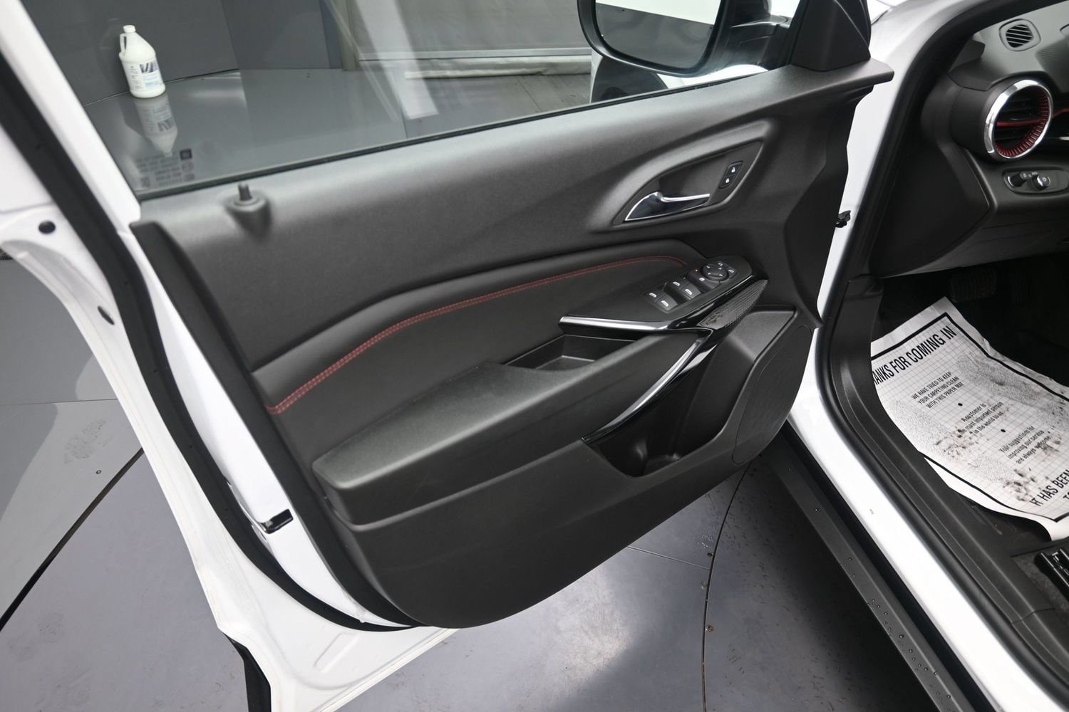 2026 Chevrolet Trax RS - Photo 14