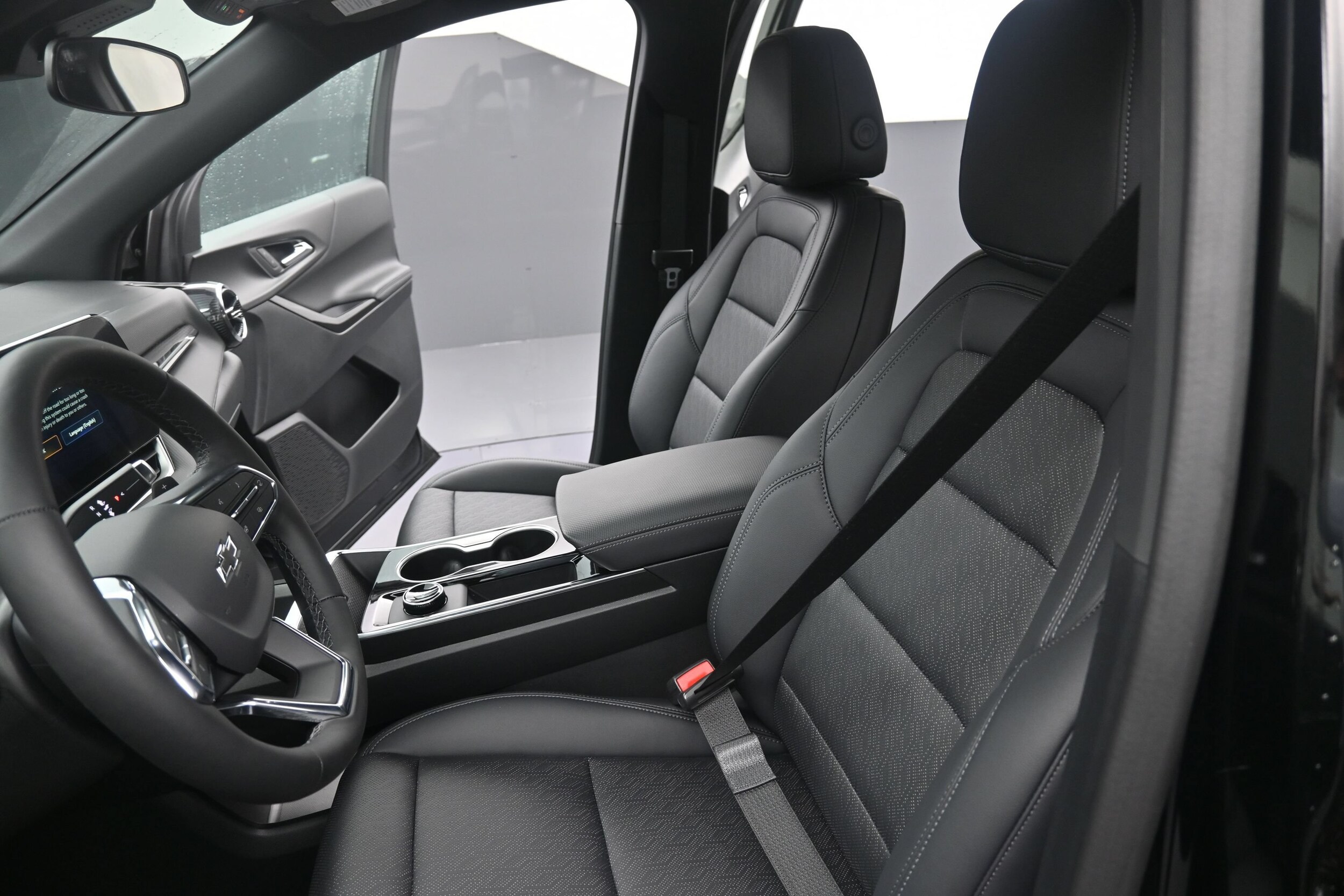 2026 Chevrolet Equinox LT - Photo 16