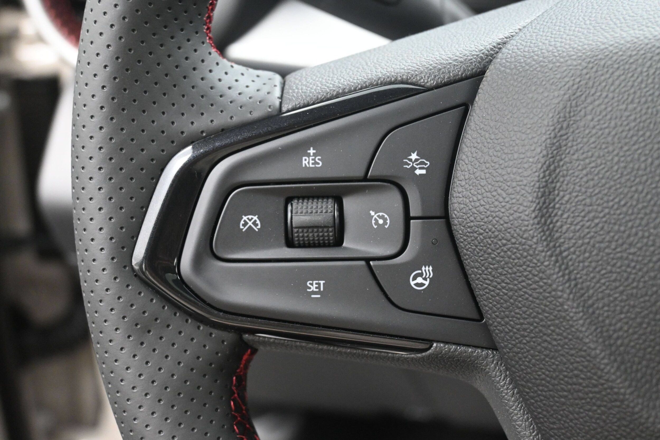 2026 Chevrolet Trax RS - Photo 19