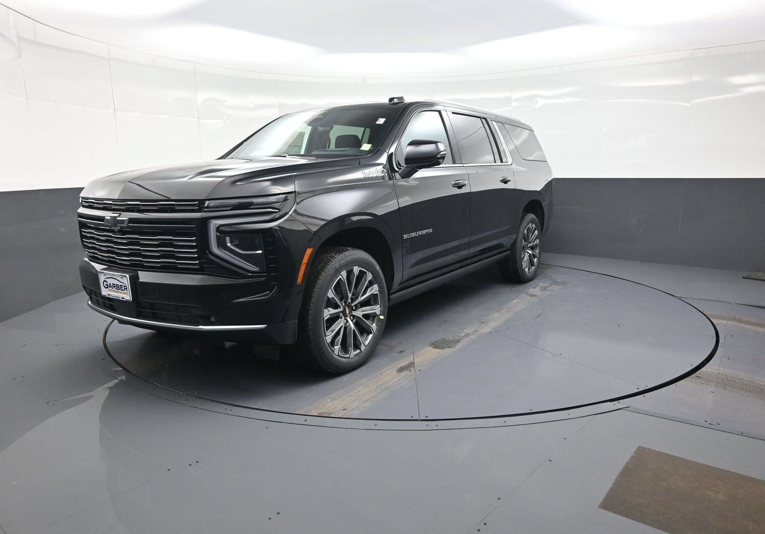 2026 Chevrolet Suburban High Country - Photo 7