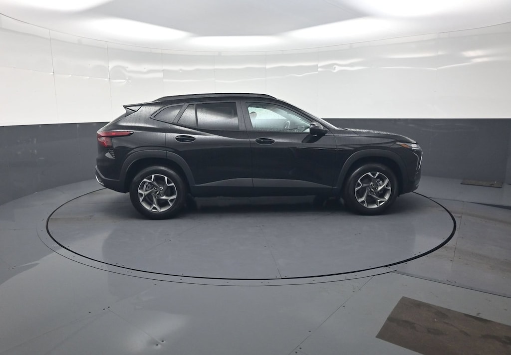 New 2026 Chevrolet Trax LT SUV