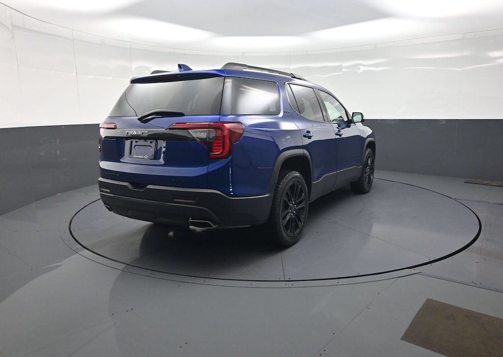 Used 2023 GMC Acadia SLE SUV