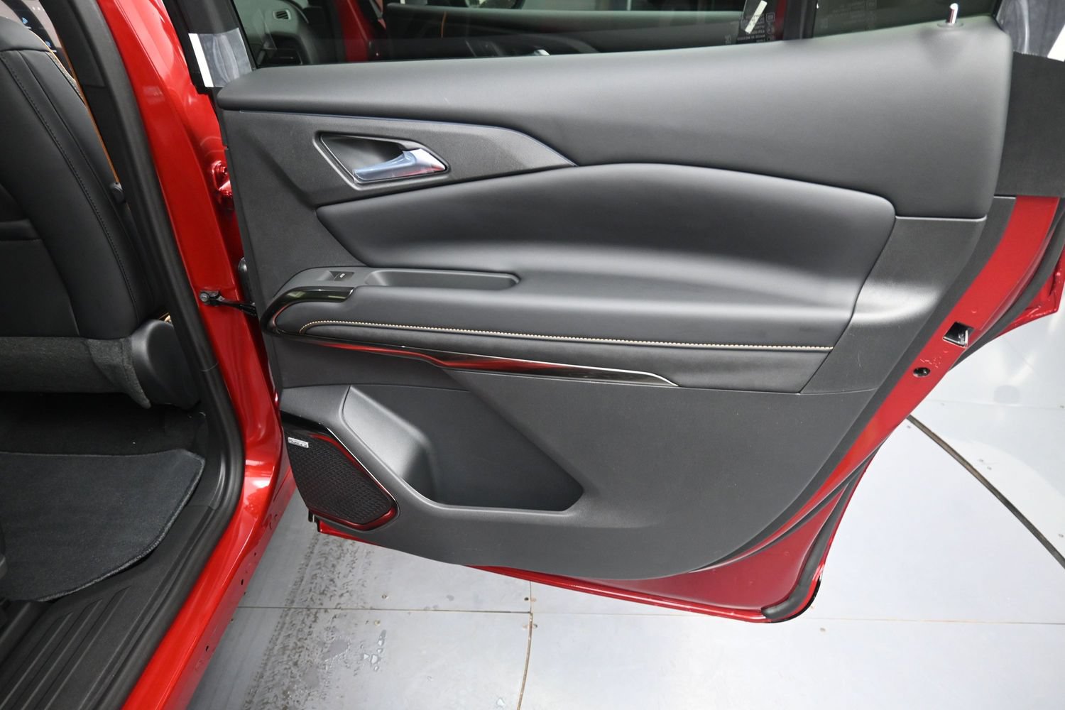 2027 Chevrolet Traverse High Country - Photo 45