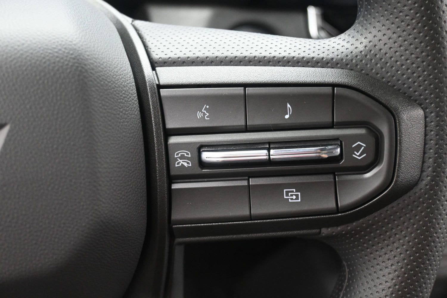 2026 Chevrolet Colorado Work Truck - Photo 21