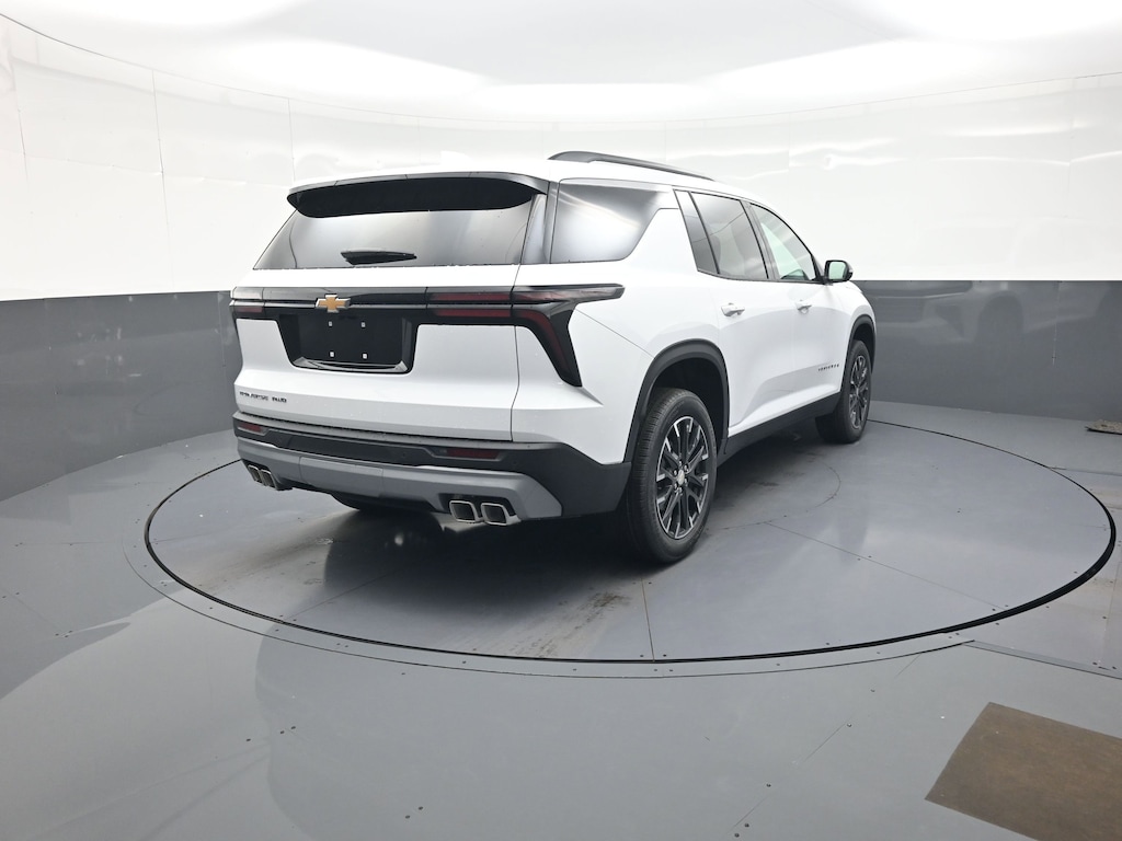 New 2026 Chevrolet Traverse LT SUV