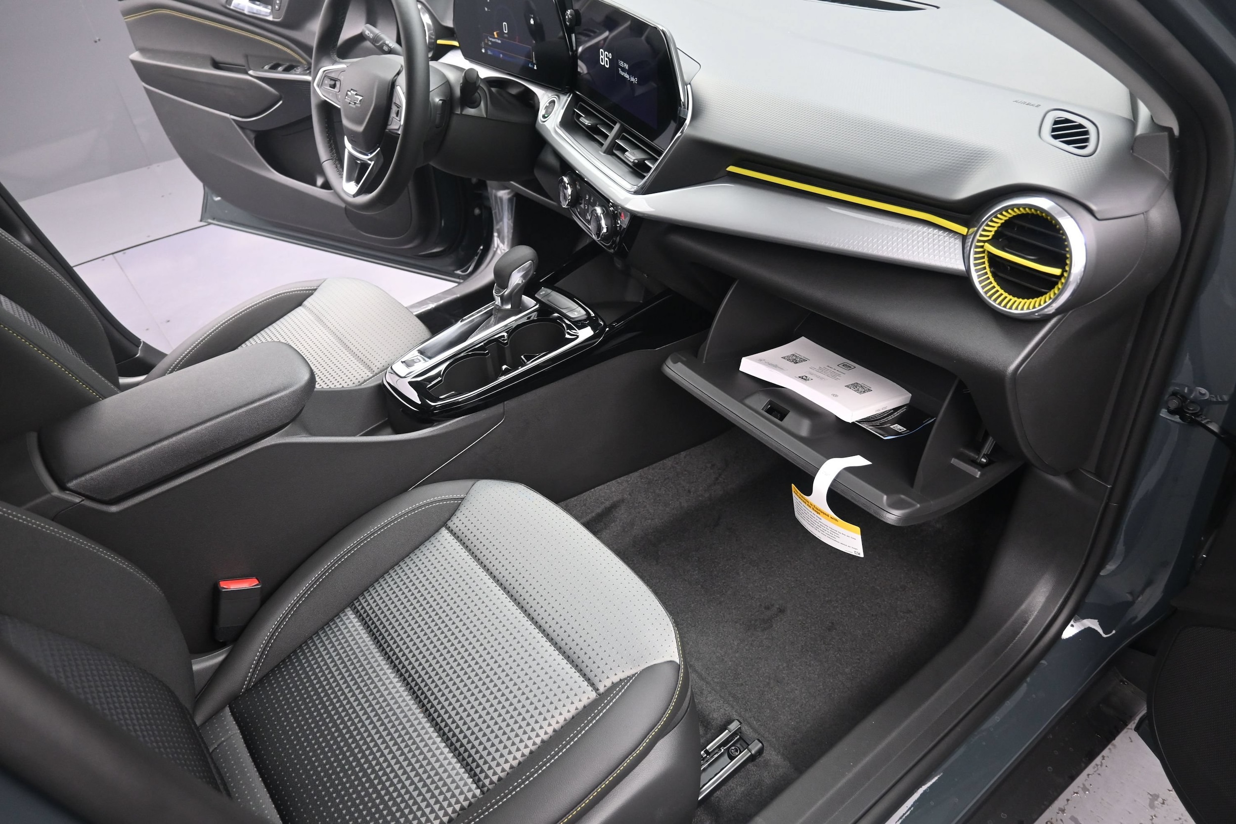 2026 Chevrolet Trax LT - Photo 40