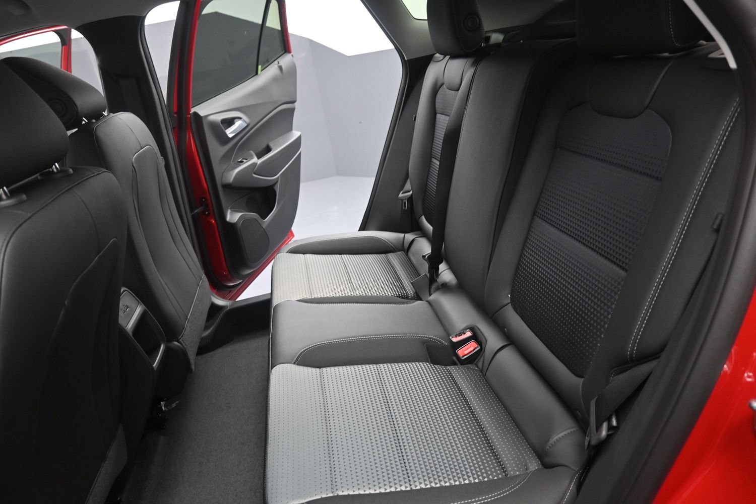 2026 Chevrolet Trax LT - Photo 31