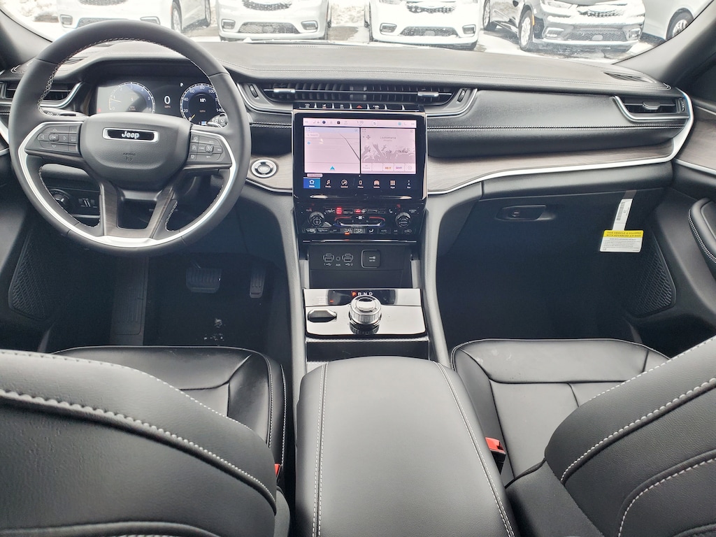 New 2025 Jeep Grand Cherokee L LIMITED 4X4 Sport Utility