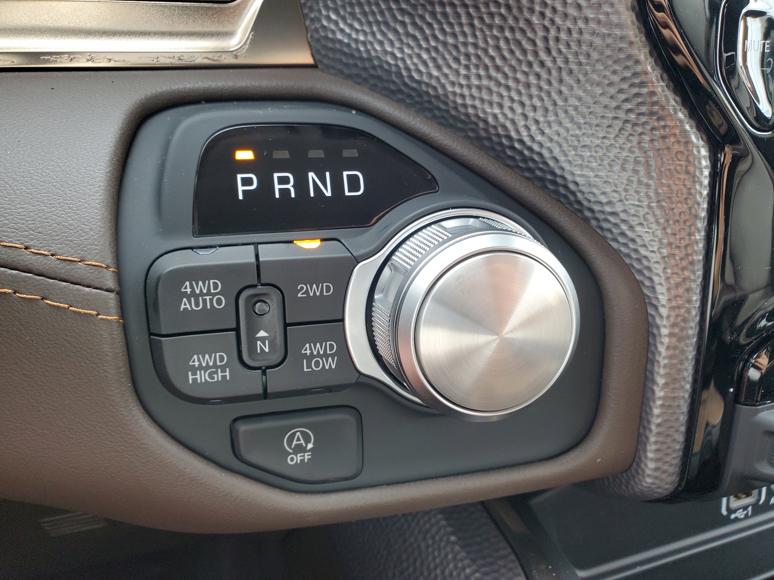 2026 RAM 1500 Limited Longhorn - Photo 19