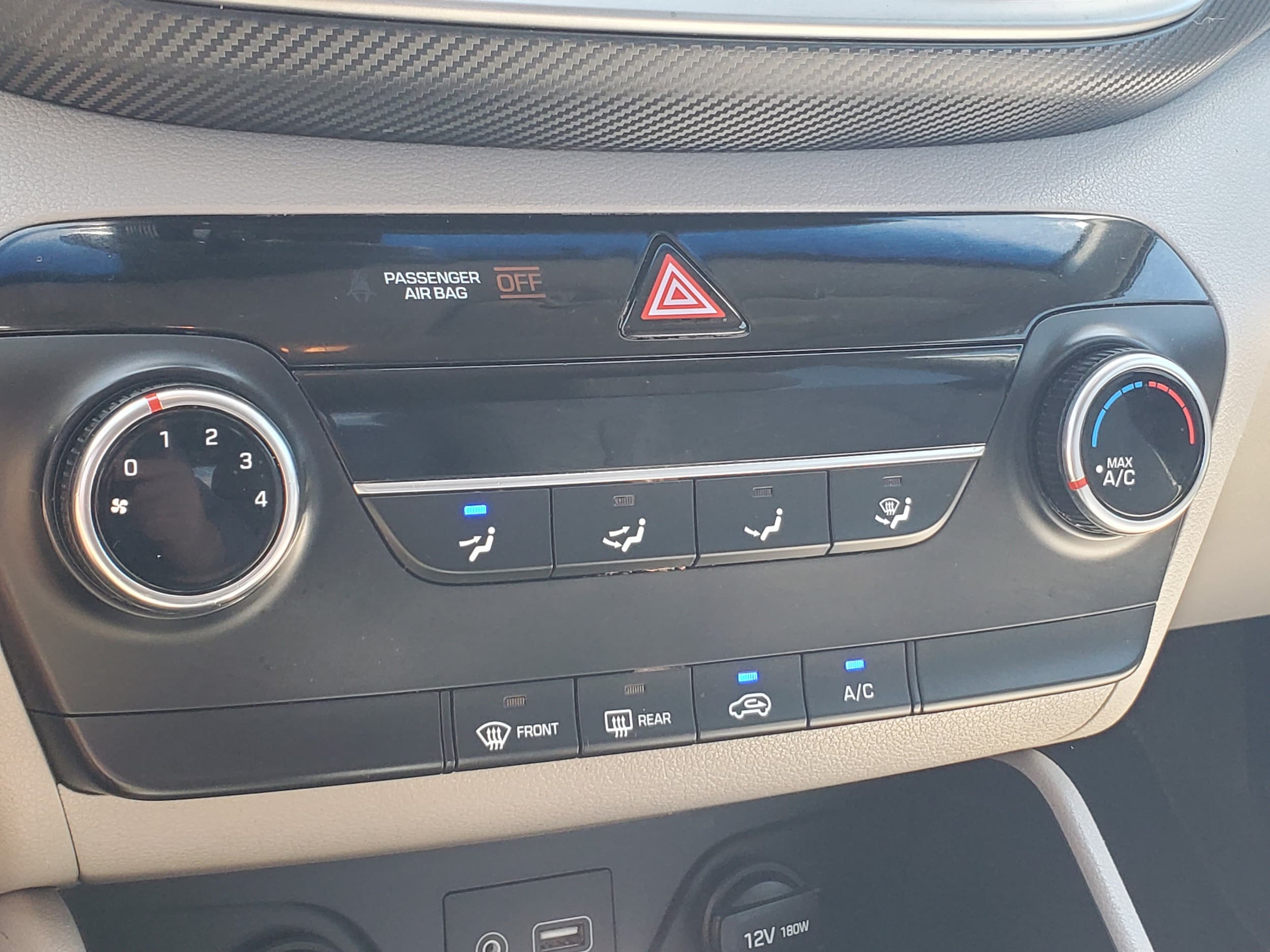 2019 Hyundai Tucson SE - Photo 22