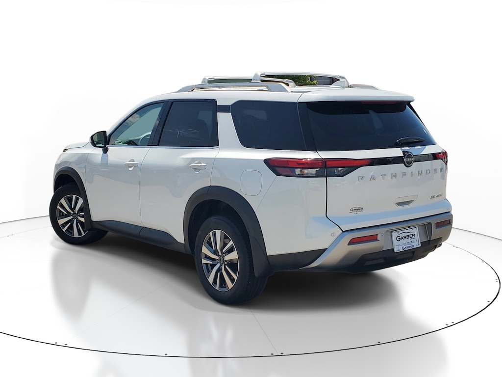 Used 2025 Nissan Pathfinder SL SUV